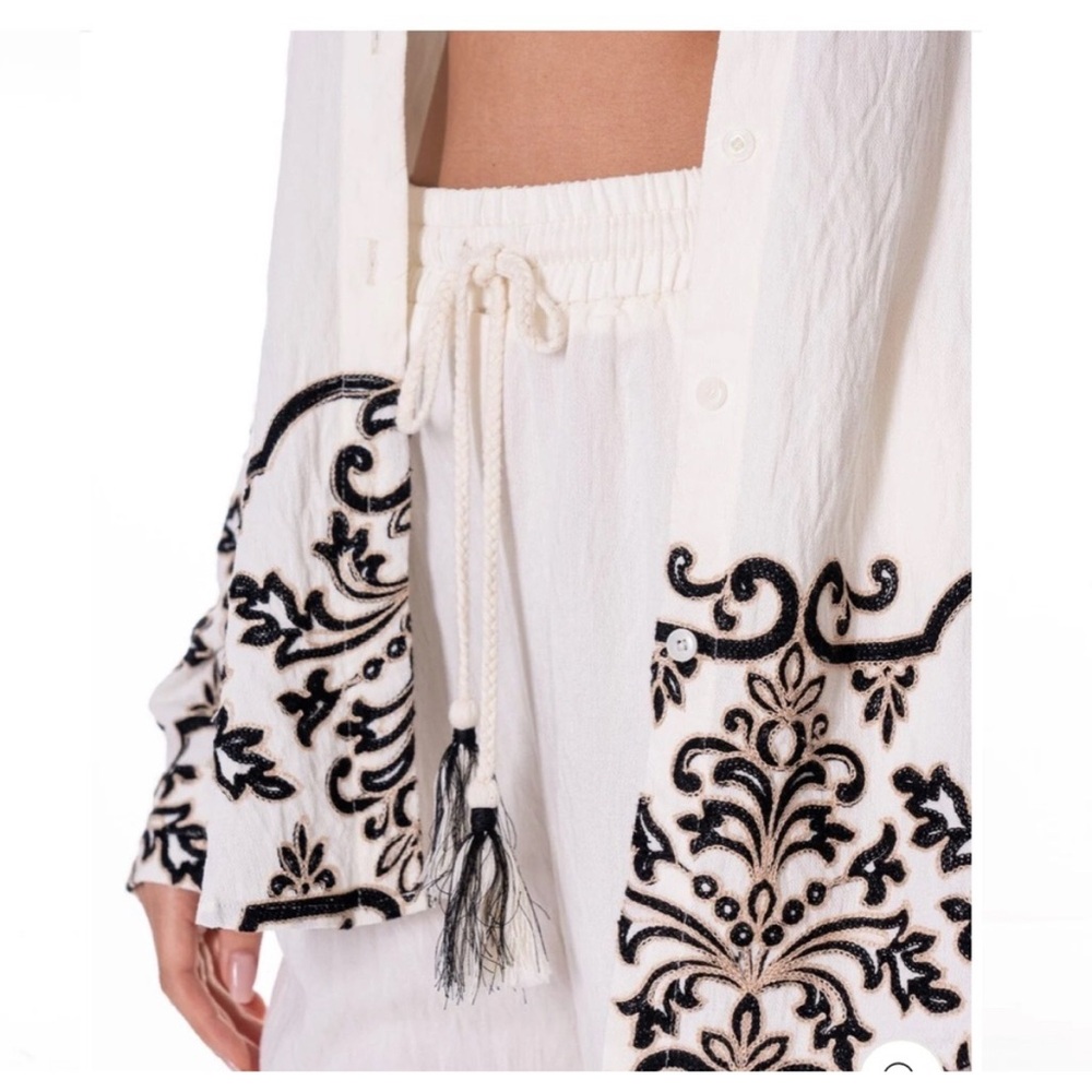 NWT White and Black Embroidered 3 Piece Women’s Jumpsuit Victoria Collection